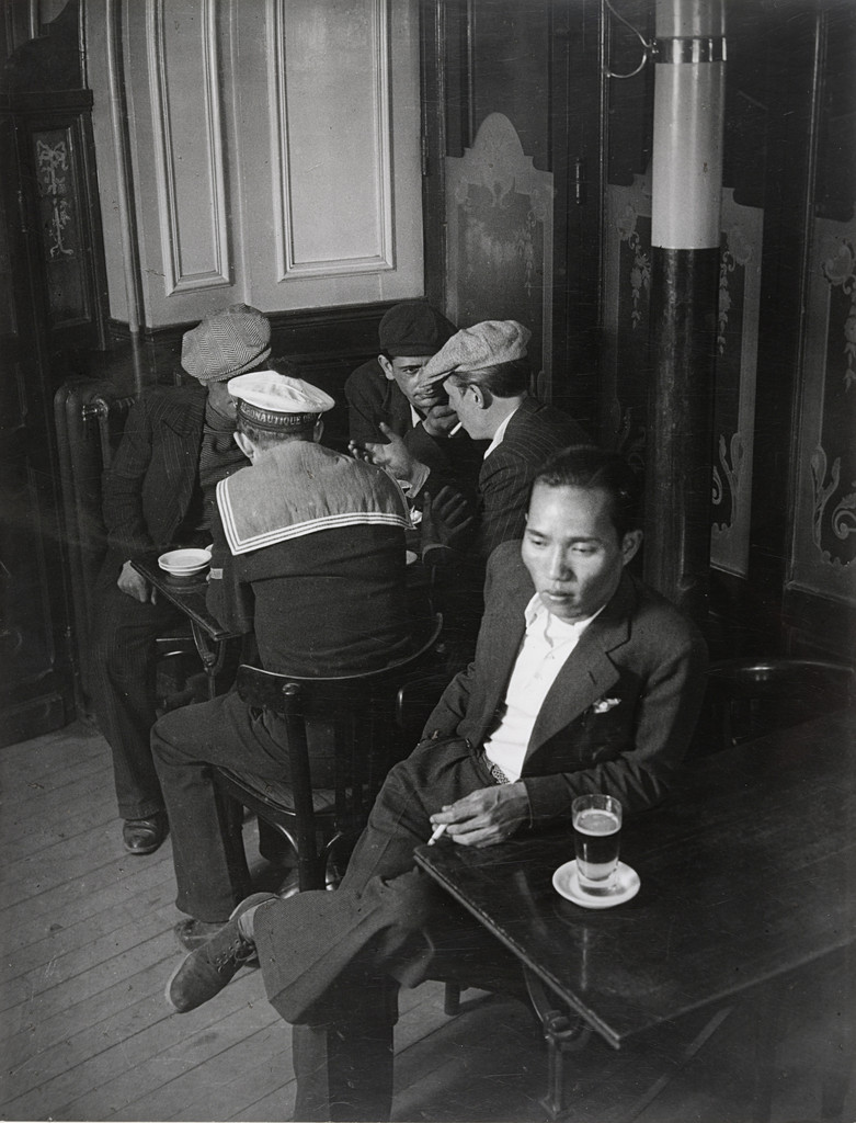 The Chinaman and Young Toughs in a Bistro near the Place d'Italie, Brassaï, c. 1932