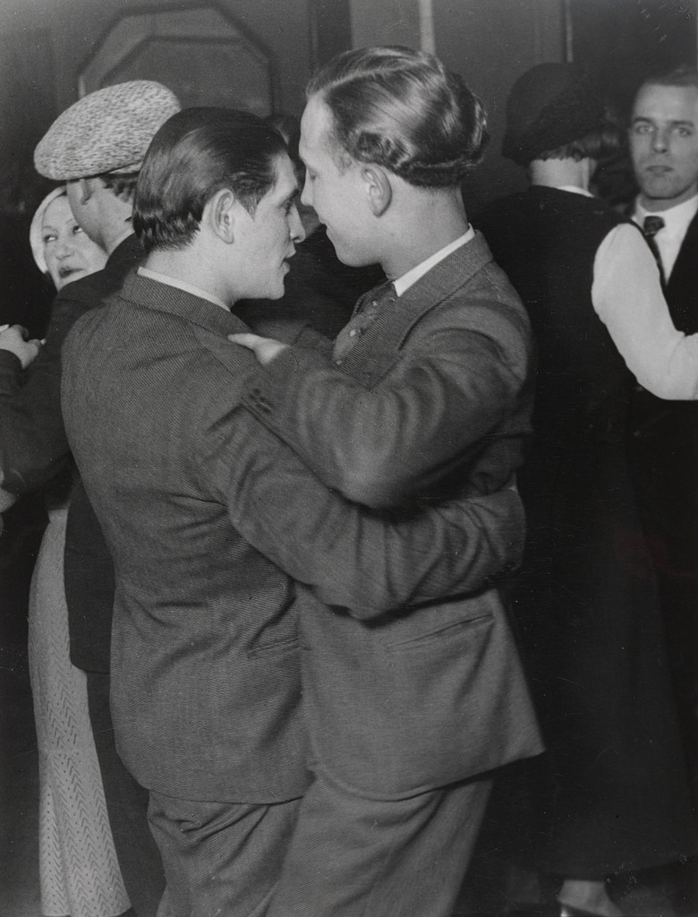 Young Couple, Bal de Montagne Sainte-Geneviève, Paris