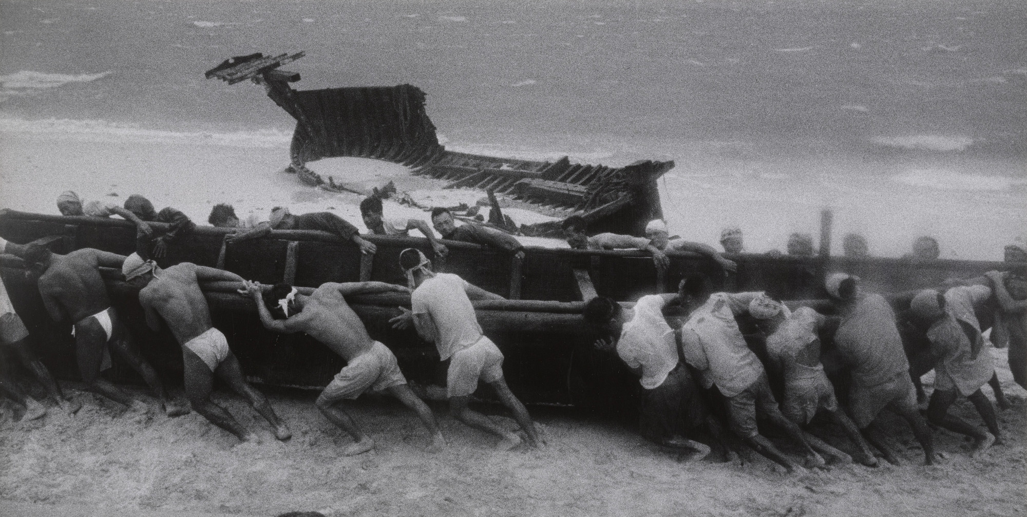 Yukichi Watabe. Untitled from the series Taifū ga kita (A Typhoon Has Landed). c. 1950