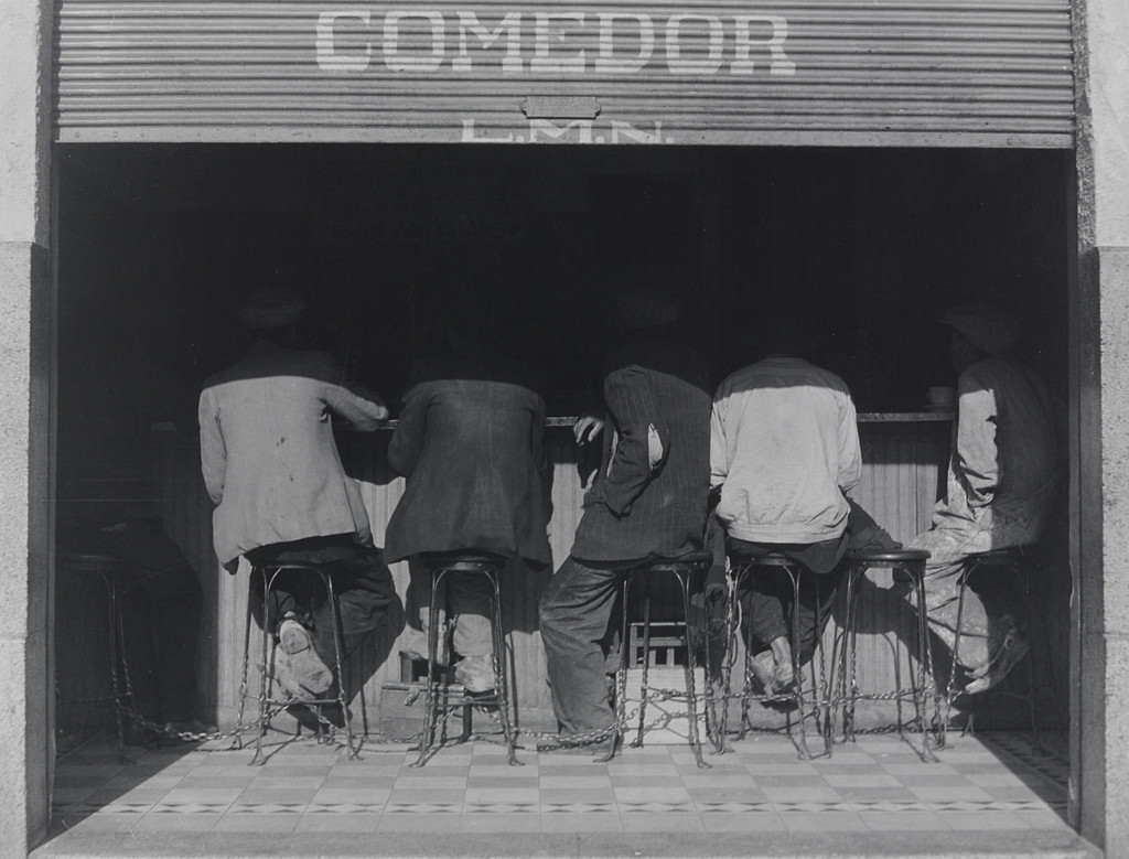 Los agachados (The Crouched Ones)