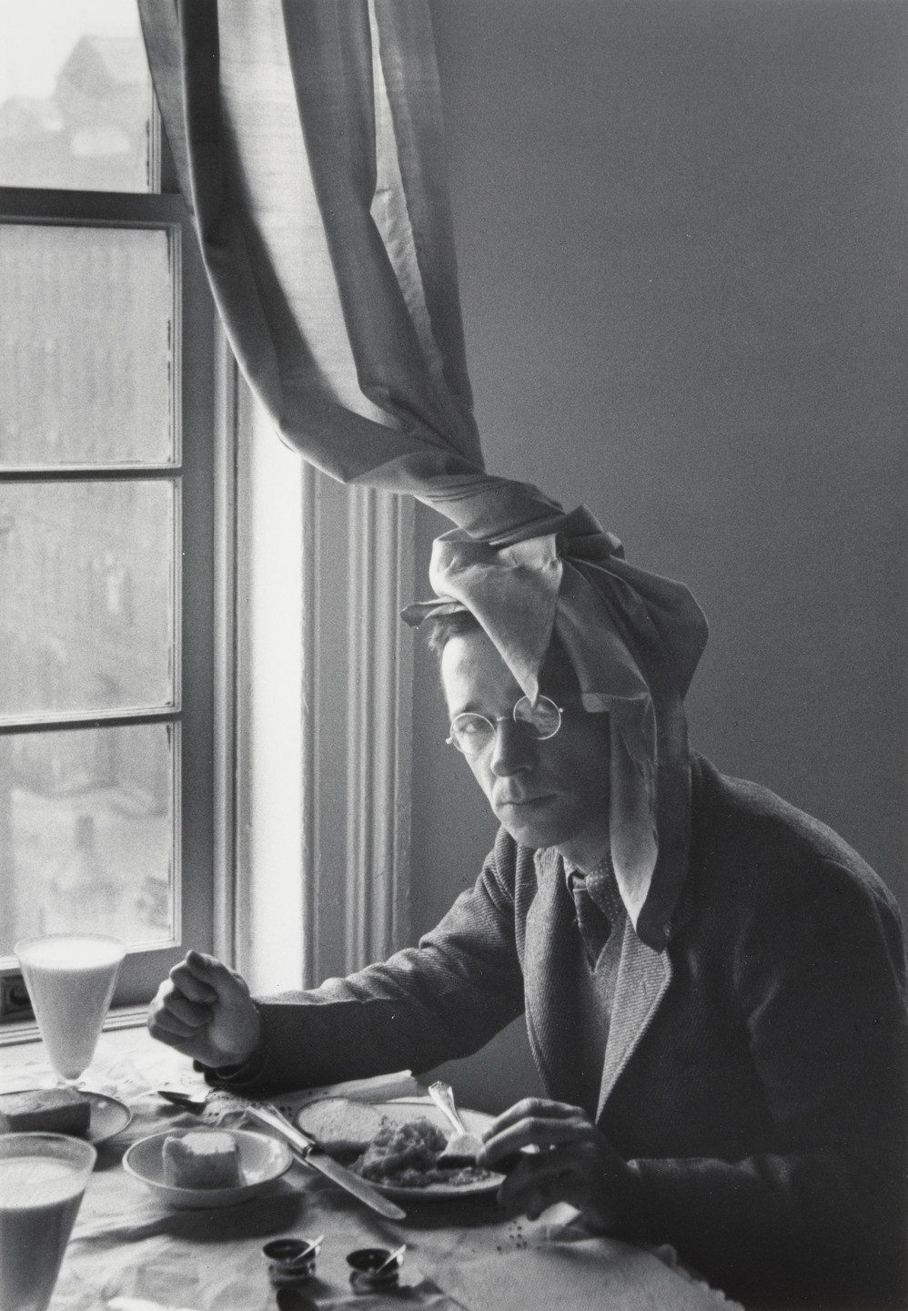 Helen Levitt. Walker Evans, New York. c. 1940