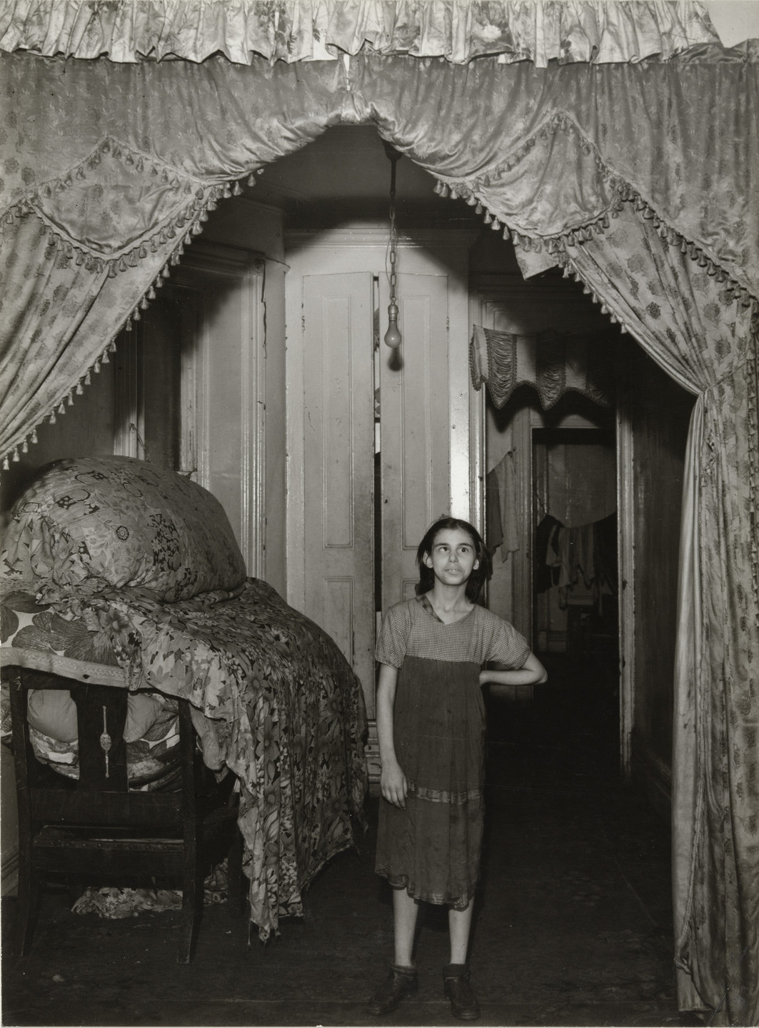 Helen Levitt. New York. 1939