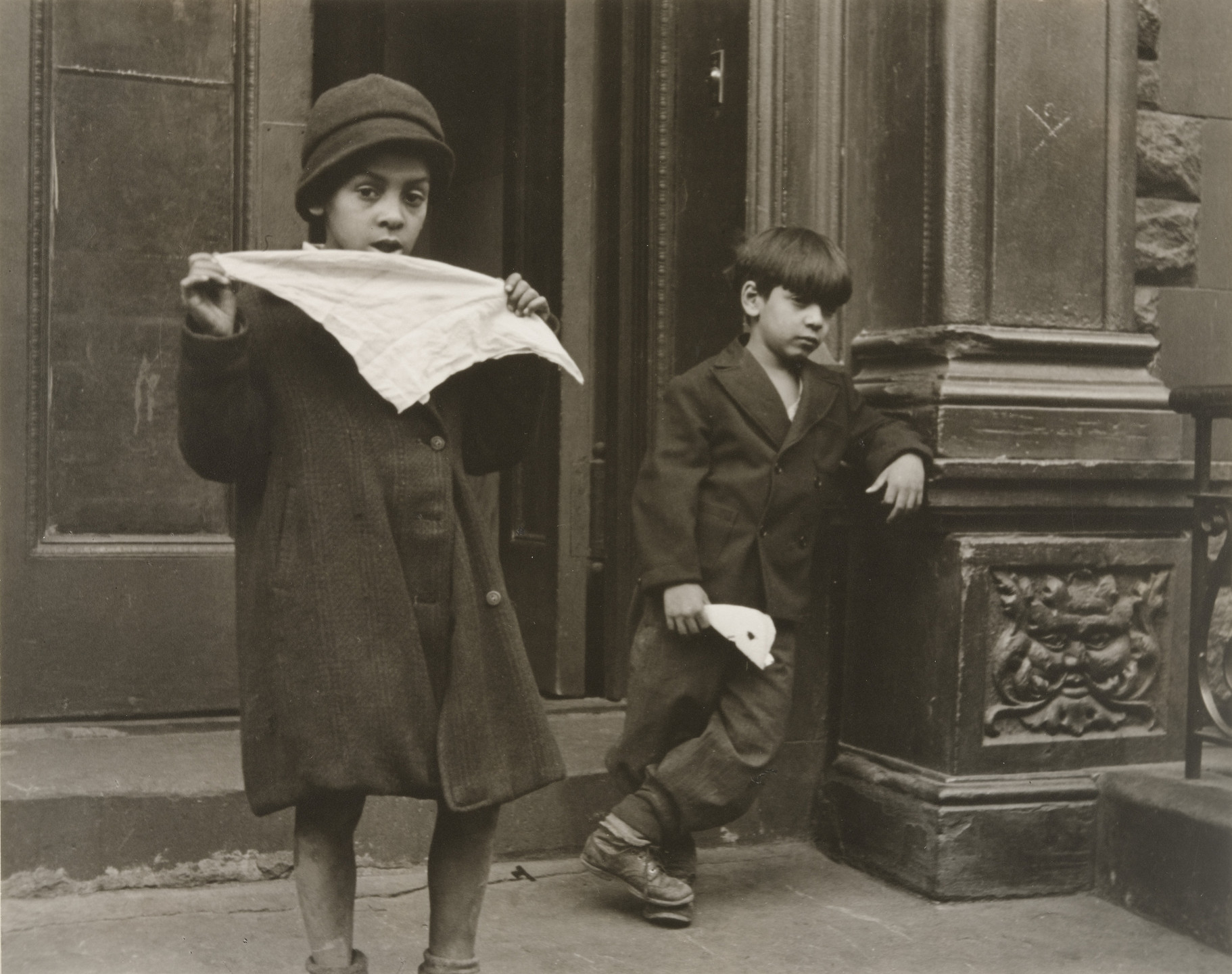 Helen Levitt. New York. 1938