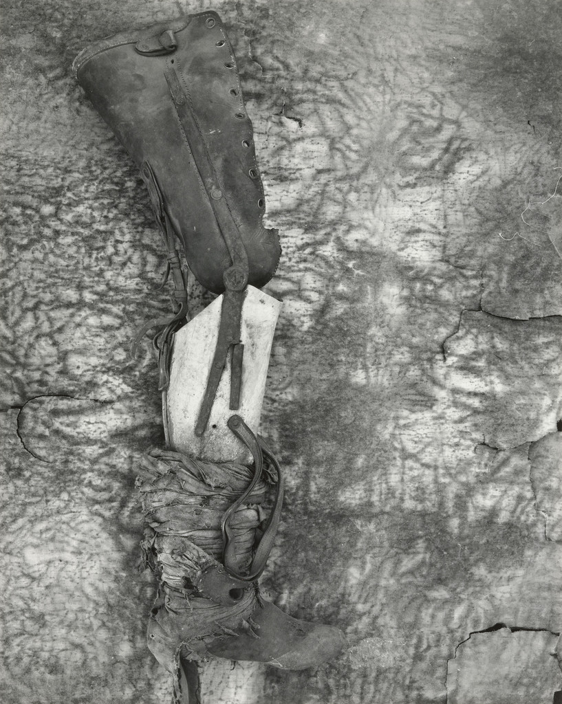 Artificial Leg, Frederick Sommer, 1944