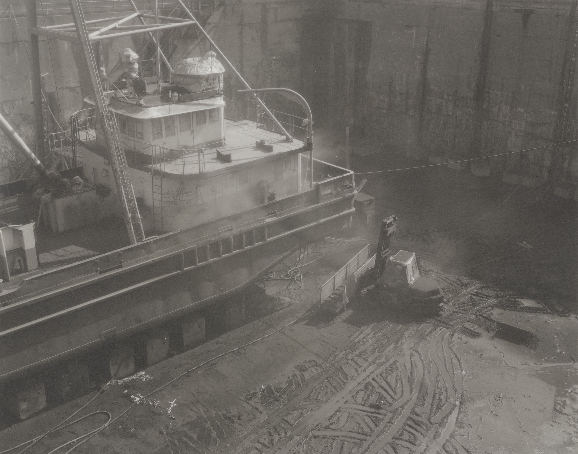 Madoka Takagi. Brooklyn Navy Yard Dock #5, Brooklyn