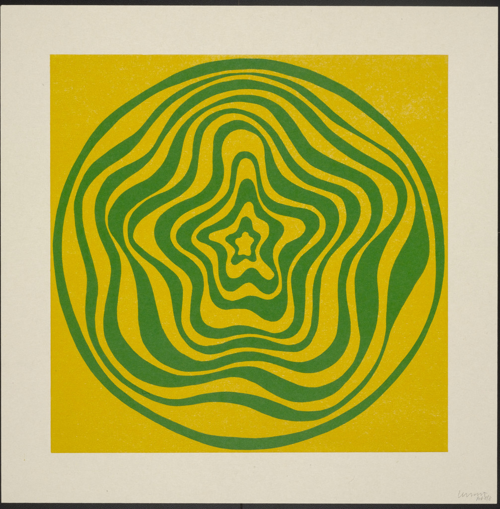 Concentric Irregular Bands