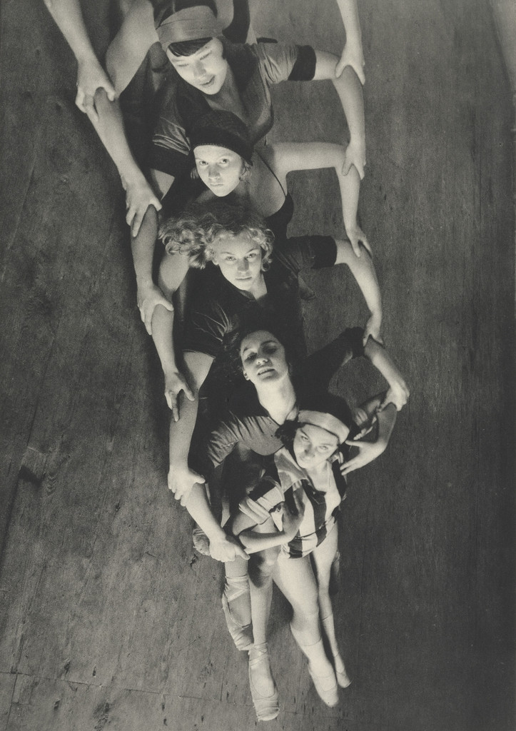 Chain Belt Movement: Machine Dance Moscow Ballet School