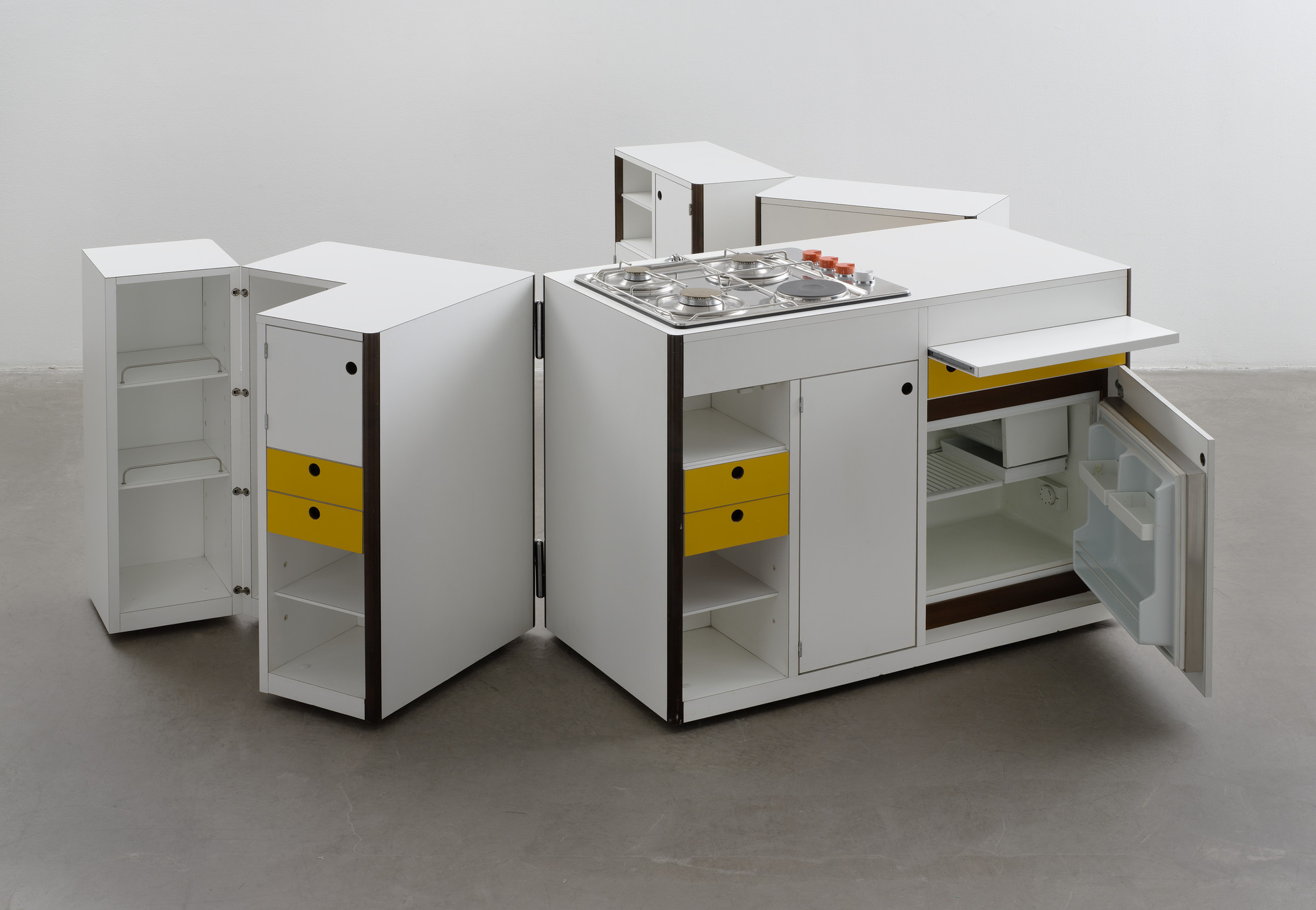 Virgilio Forchiassin. Spazio Vivo (Living Space) Mobile Kitchen Unit (Mobile Kitchen Unit). 1968