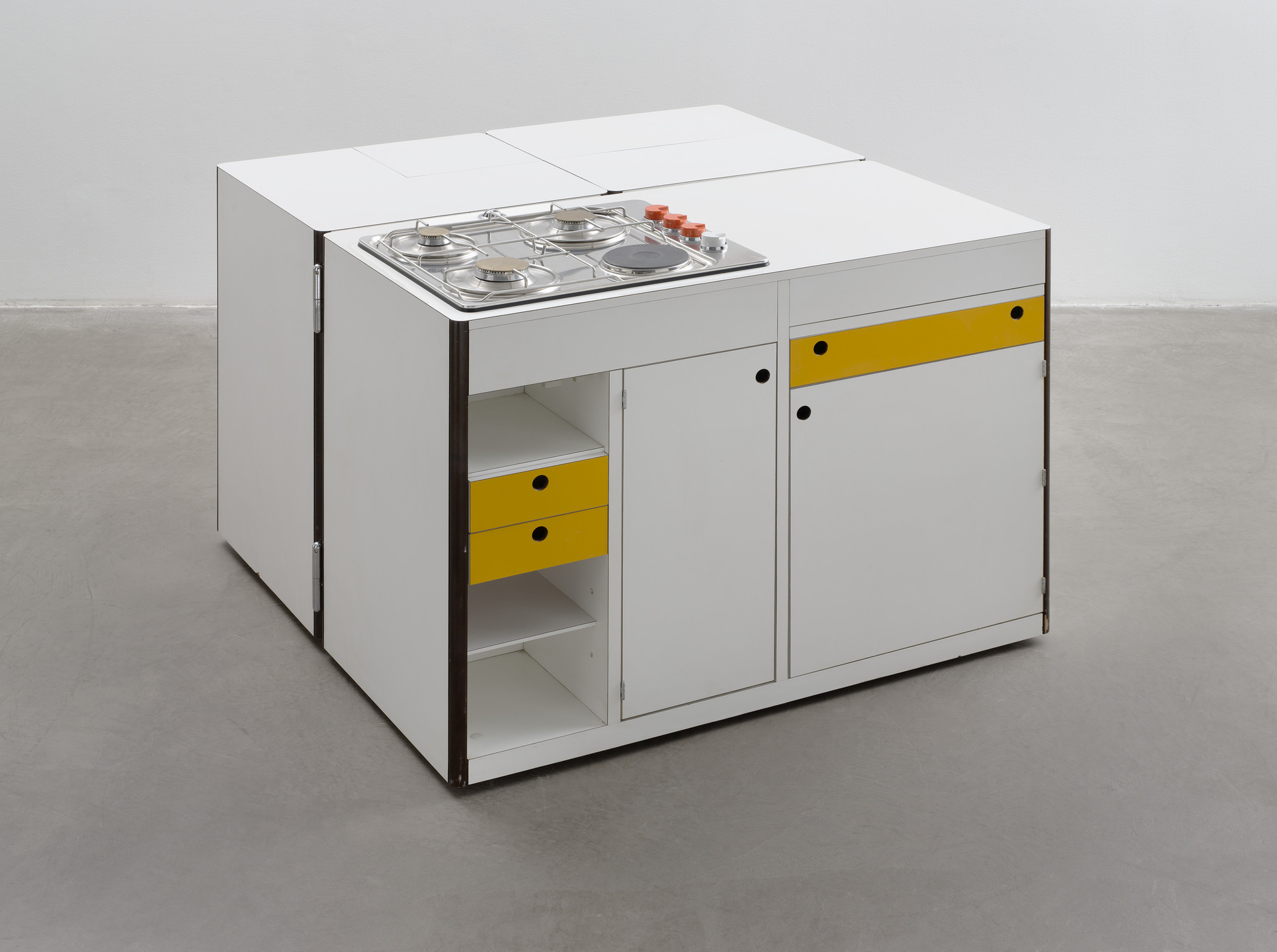 Virgilio Forchiassin. Spazio Vivo (Living Space) Mobile Kitchen Unit (Mobile Kitchen Unit). 1968