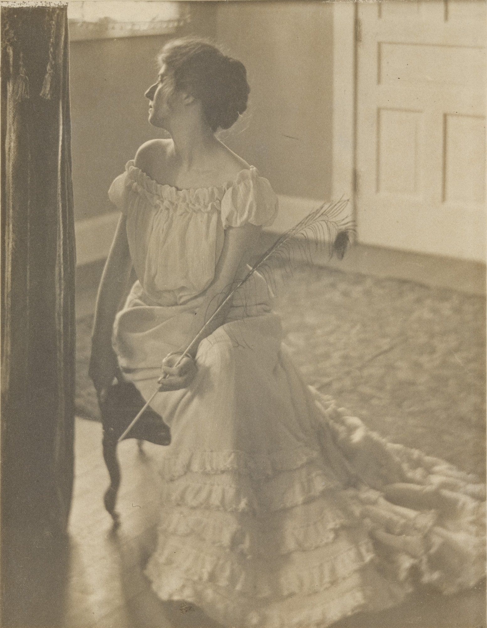 Clarence H. White. Peacock Feather