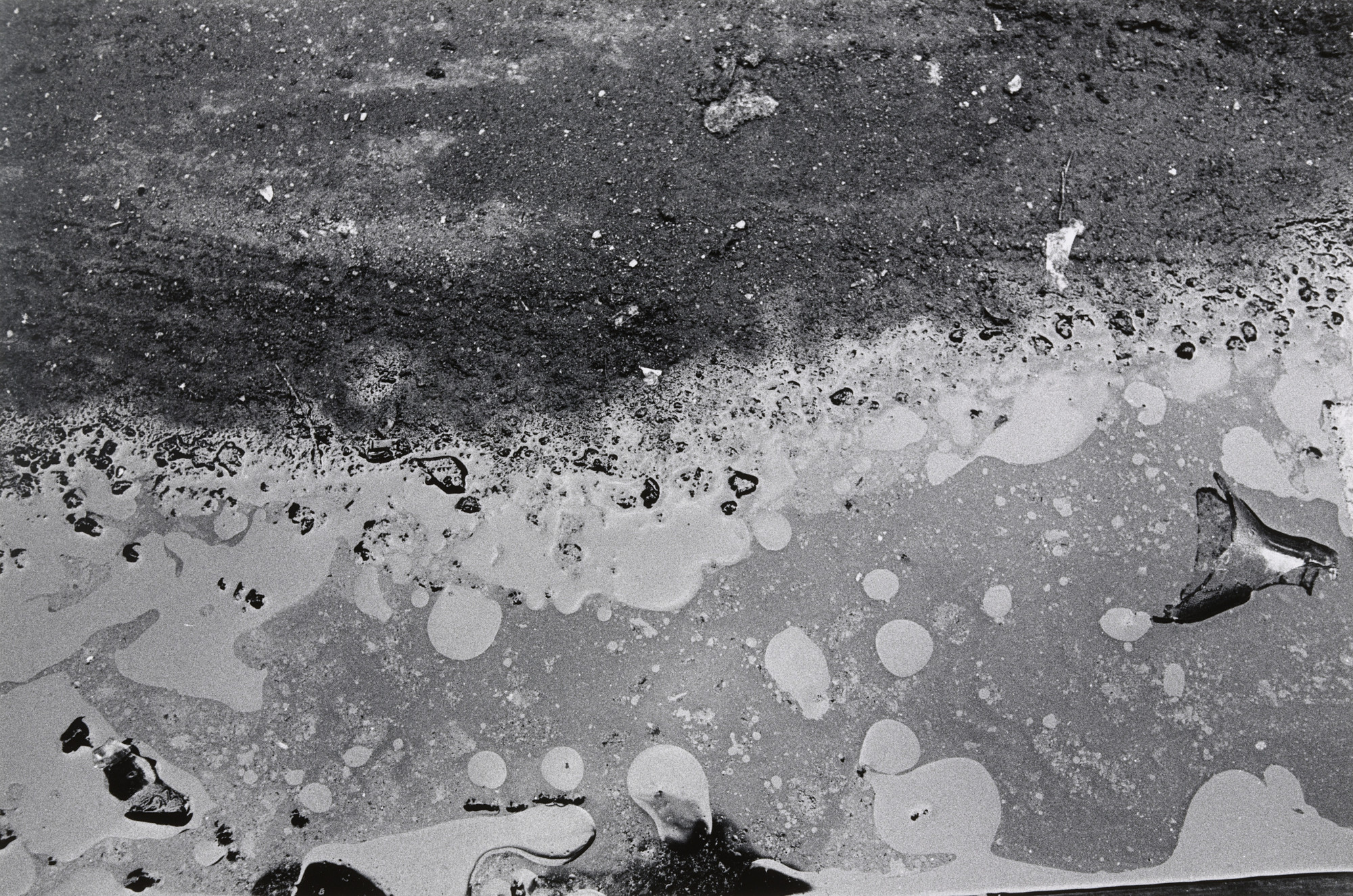Joseph Dankowski. Gutter