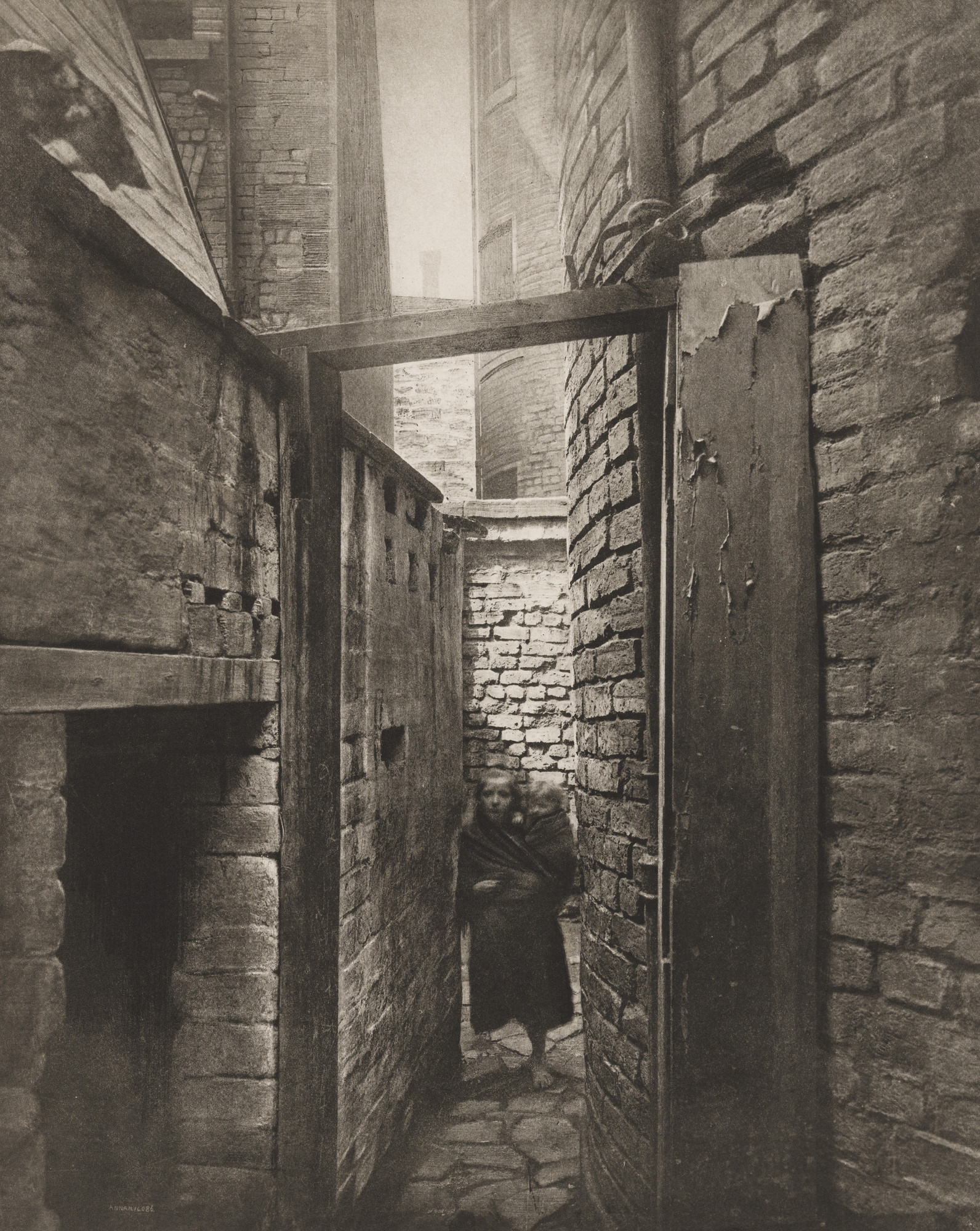 Thomas Annan. Close No. 11 Bridgegate