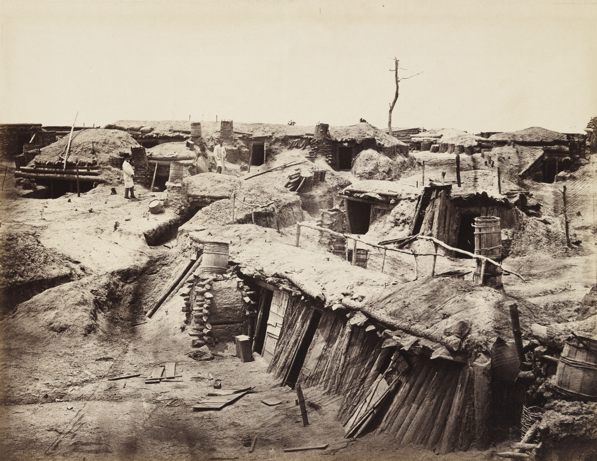 Alexander Gardner, Timothy O'Sullivan. Quarters of Men in Fort