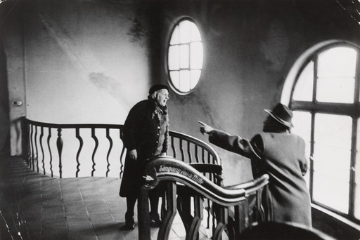 Frankfurt am Main, West Germany: Neighbors fight on the stairway of an apartment building