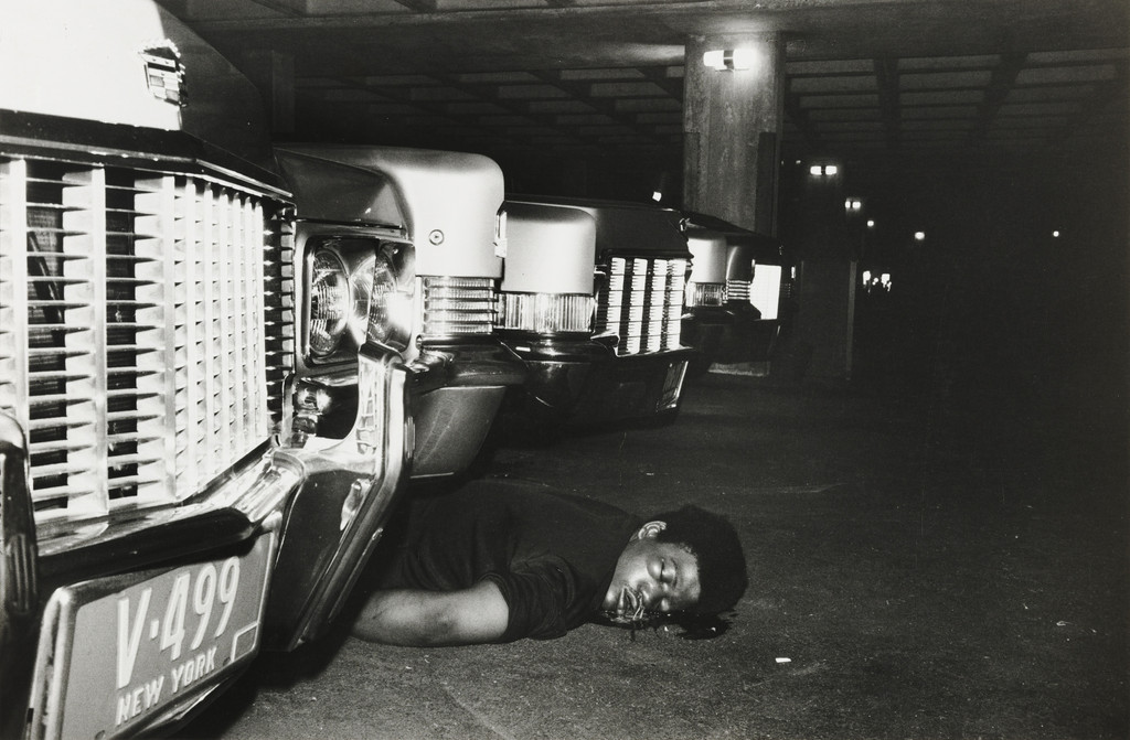 New York: Murder in the garage of a lavish apartment building