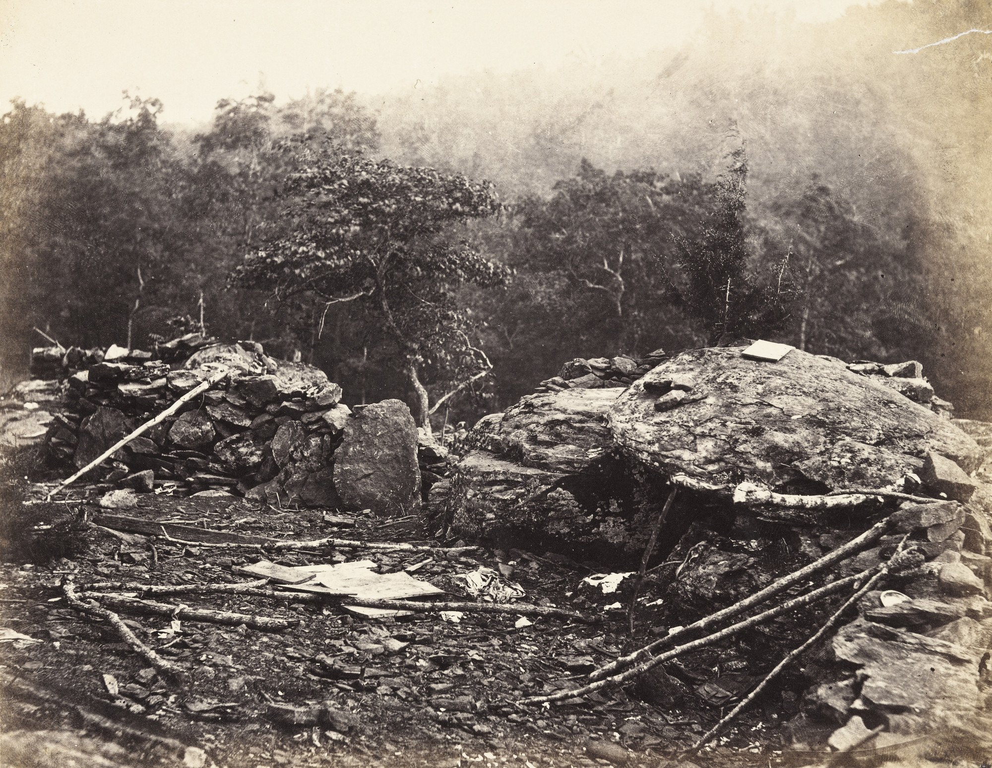 Alexander Gardner, Timothy O'Sullivan. Interior of Breastworks on Round Top, Gettysburg