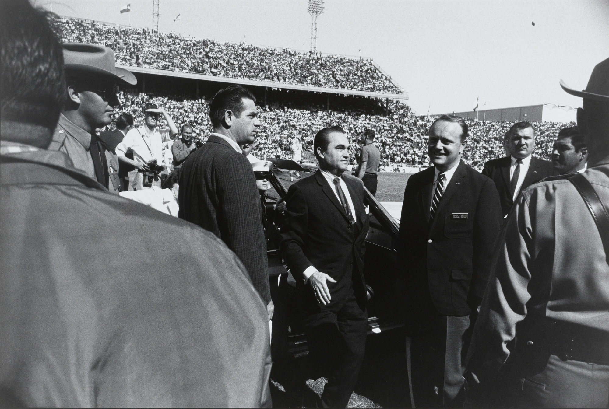 Garry Winogrand. George Wallace, Cotton Bowl, Dallas