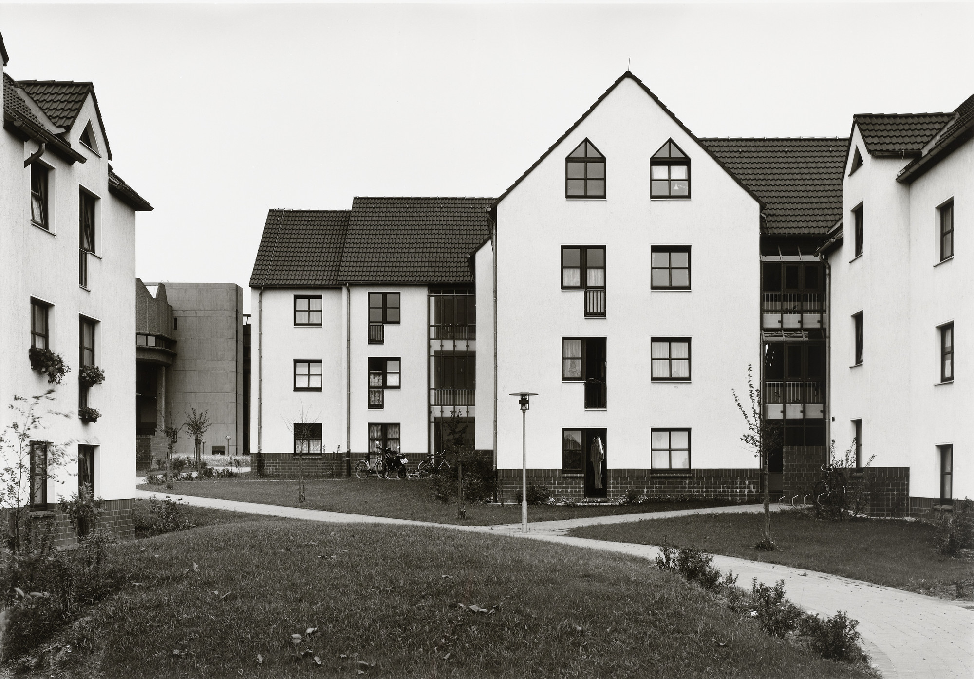 Thomas Struth. University Dormitories, Dortmund. (Studentendorf an der Universität, Dortmund). 1985