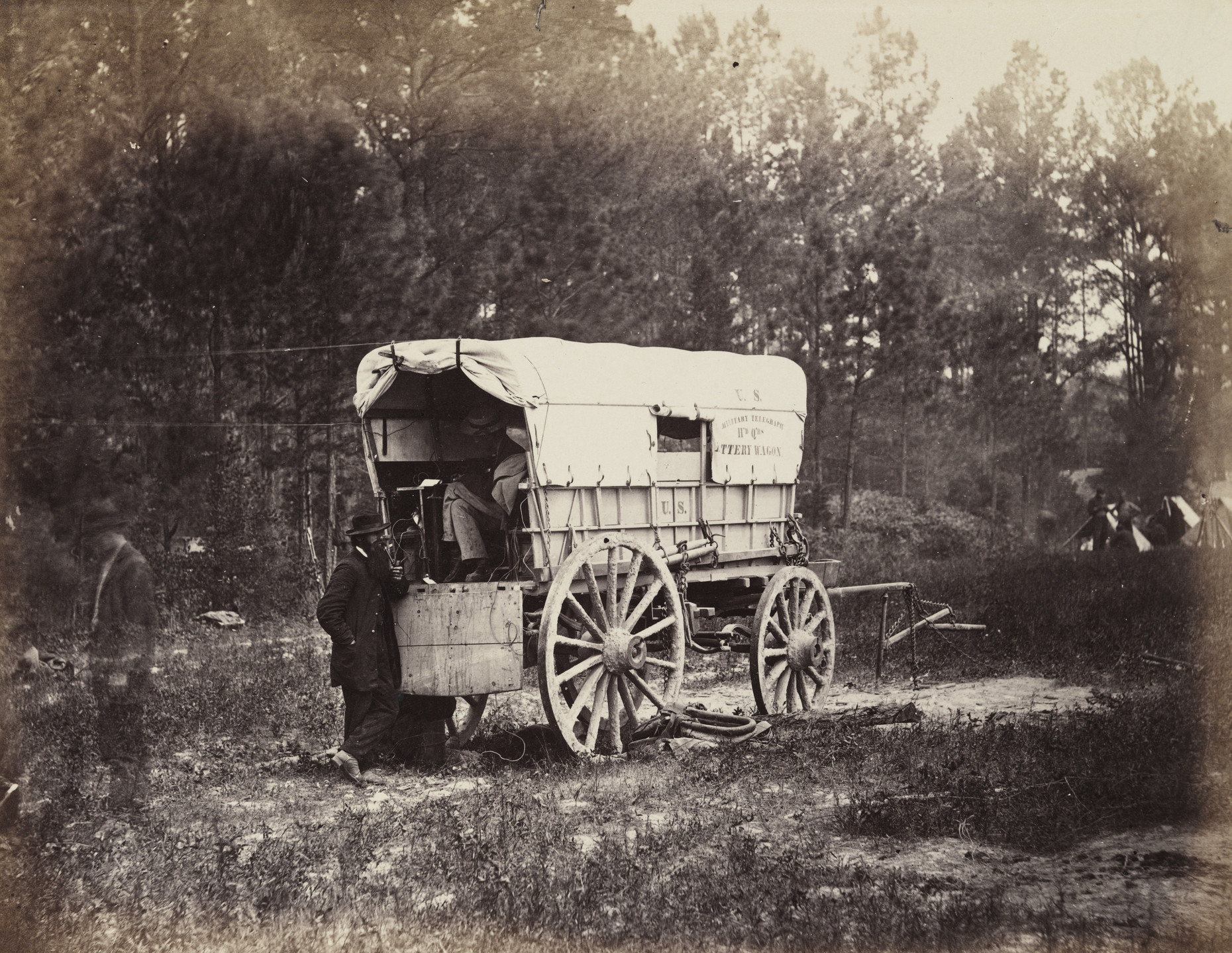 Alexander Gardner. Field Telegraph, Battery Wagon. September, 1864