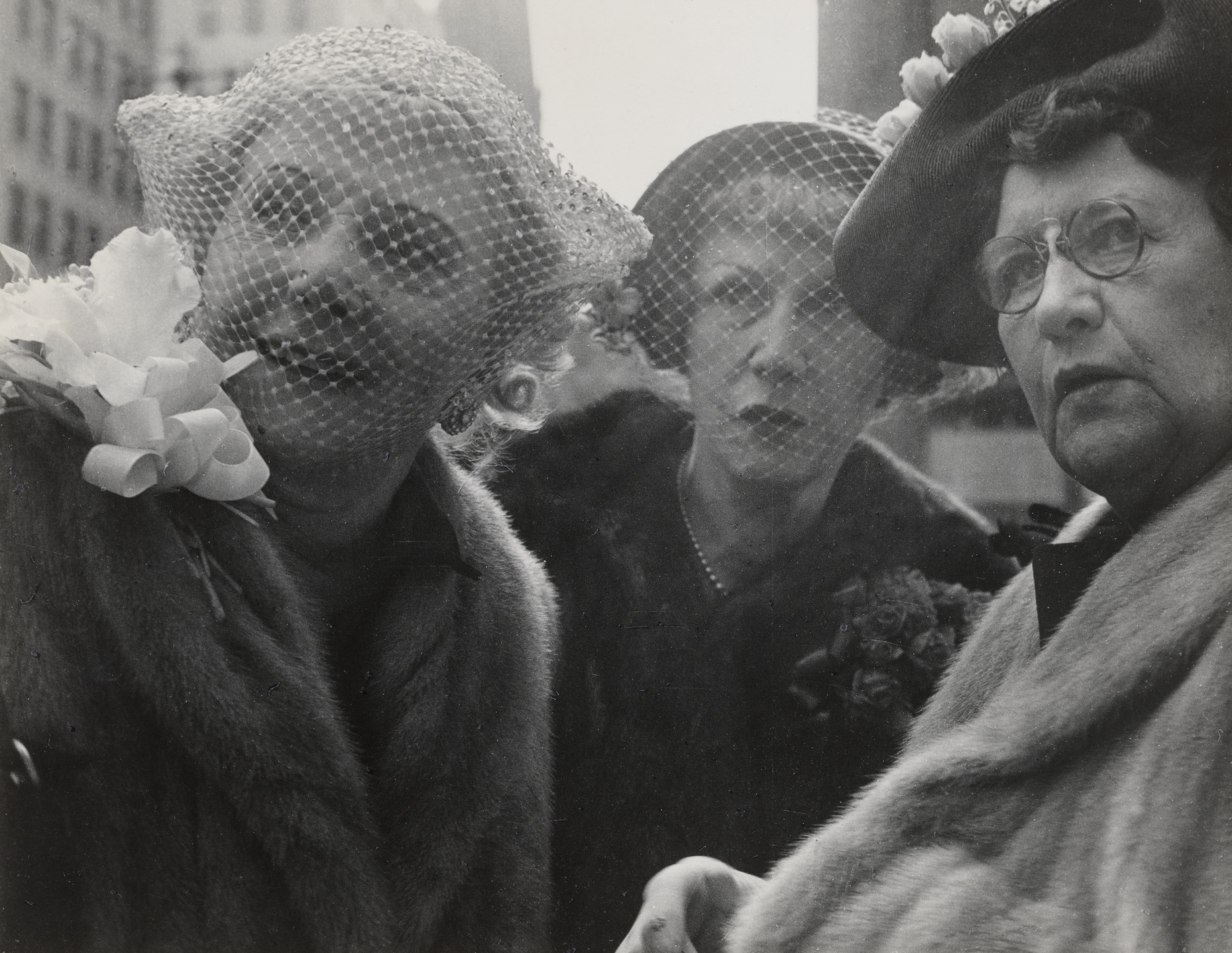 Leon Levinstein. Fifth Avenue. c. 1959