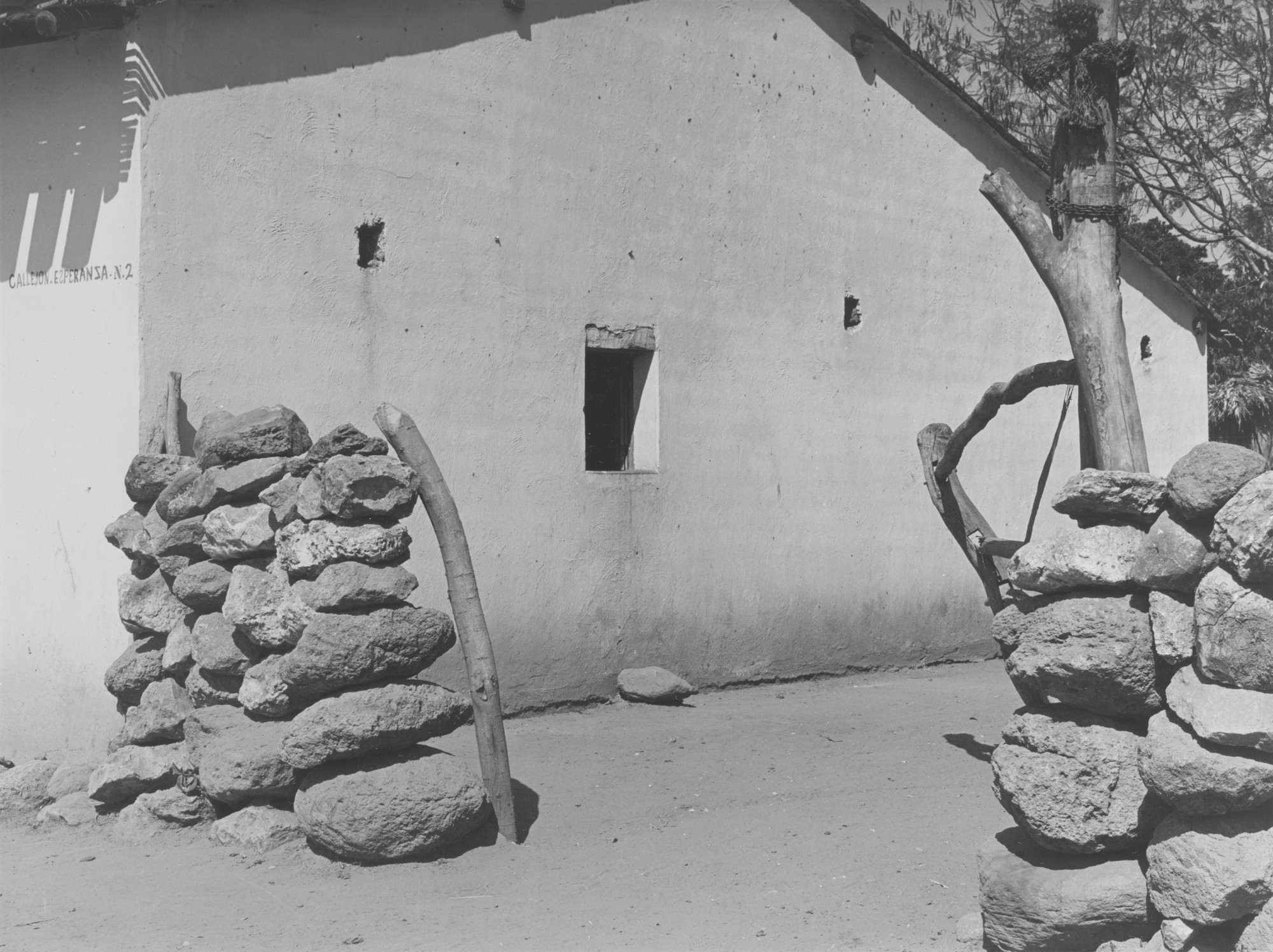 Manuel Álvarez Bravo. Untitled