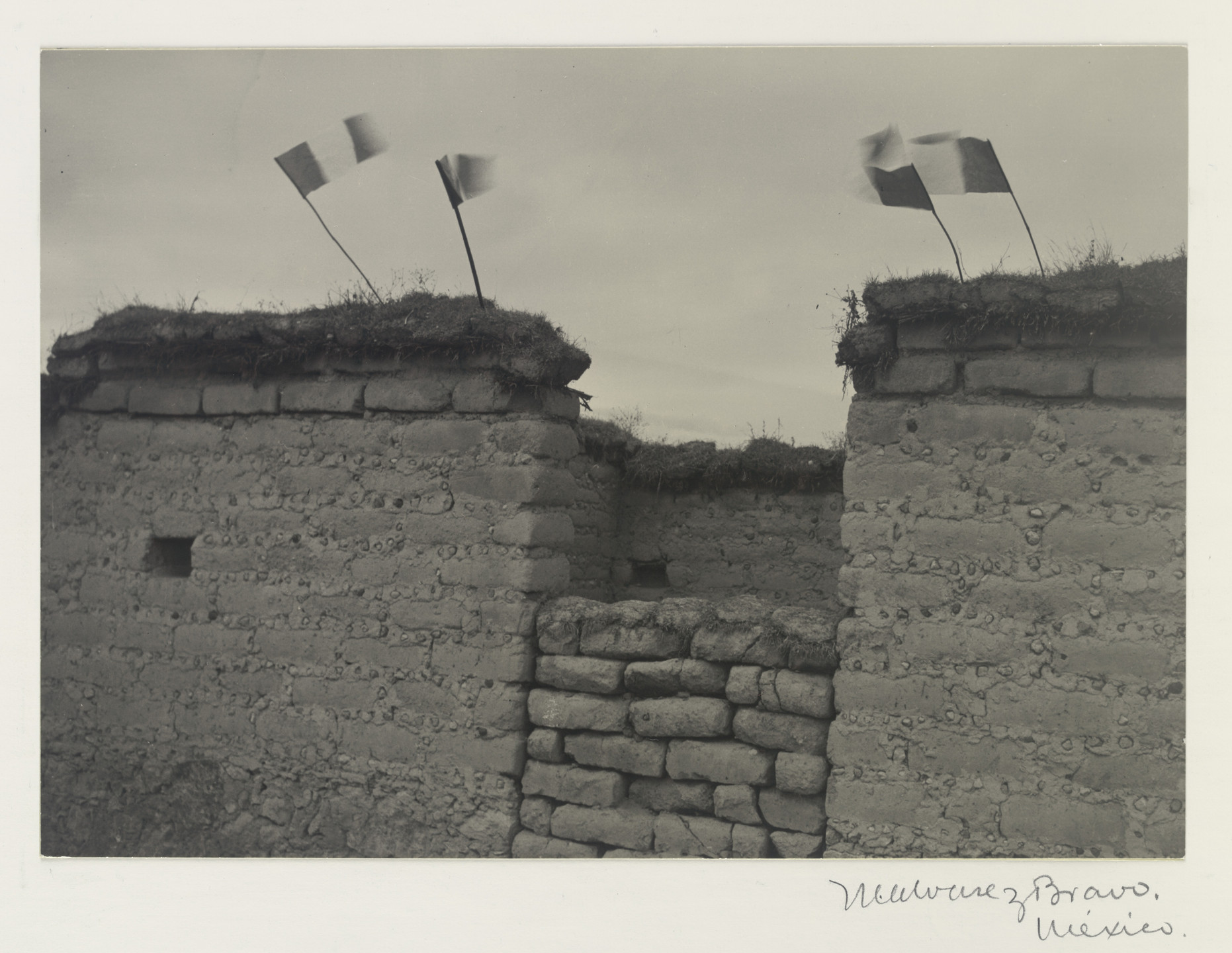 Manuel Álvarez Bravo. Día de gloria (Day of Glory). 1940s