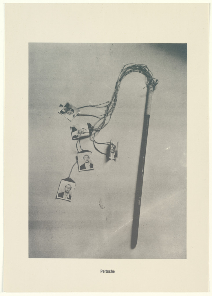 Whip (Peitsche) from .....Higher Beings Ordain (.....Höhere Wesen befehlen)