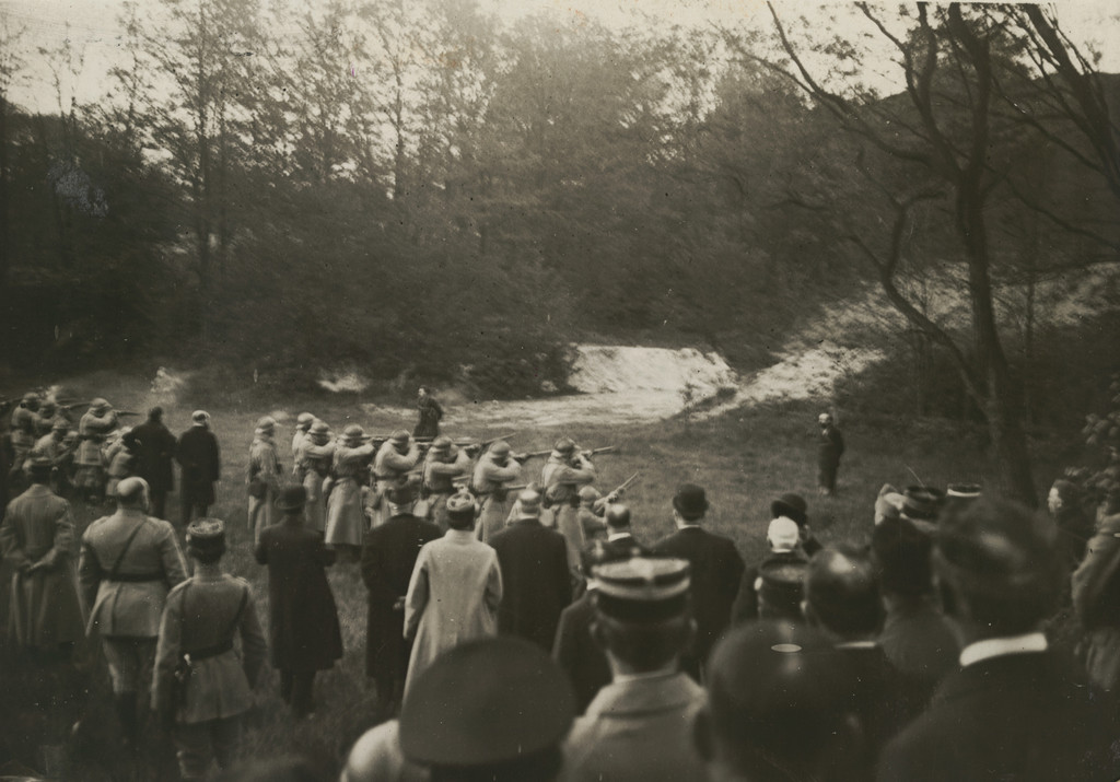 Firing Squad, Vincennes, France