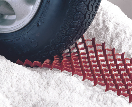 Hiroyuki Tazawa. Snow Grabber. 2001