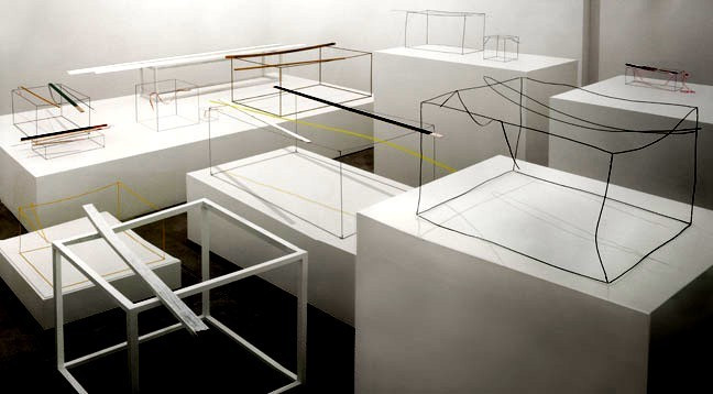 Joëlle Tuerlinckx. Room of Volume of Air - 13 Elements. 1993-2004