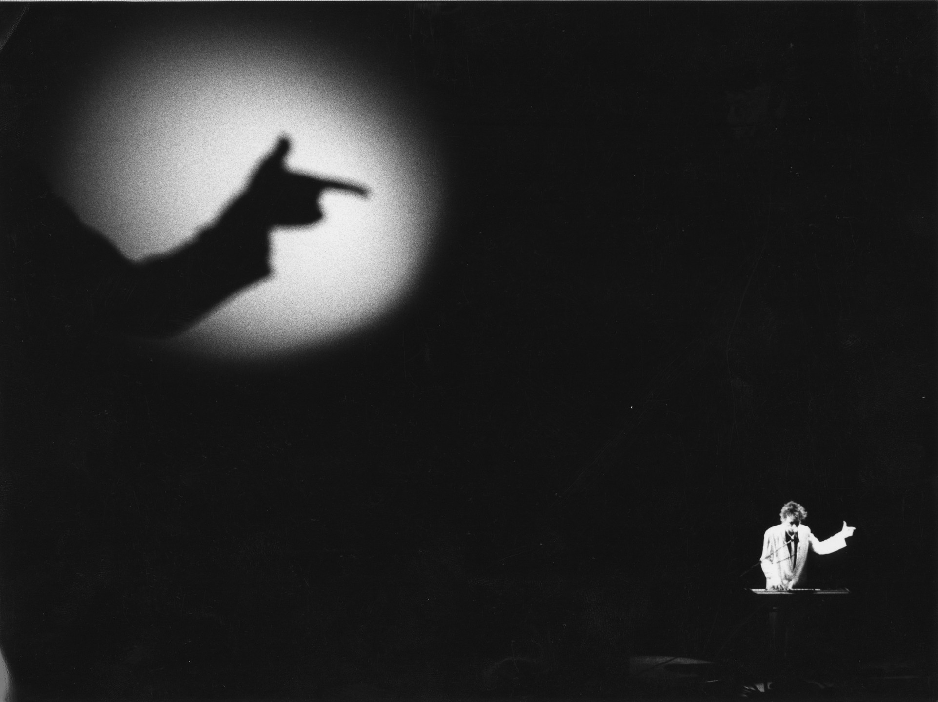 Laurie Anderson. O Superman. 1981