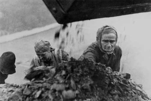Misère au Borinage (Misery in Borinage)