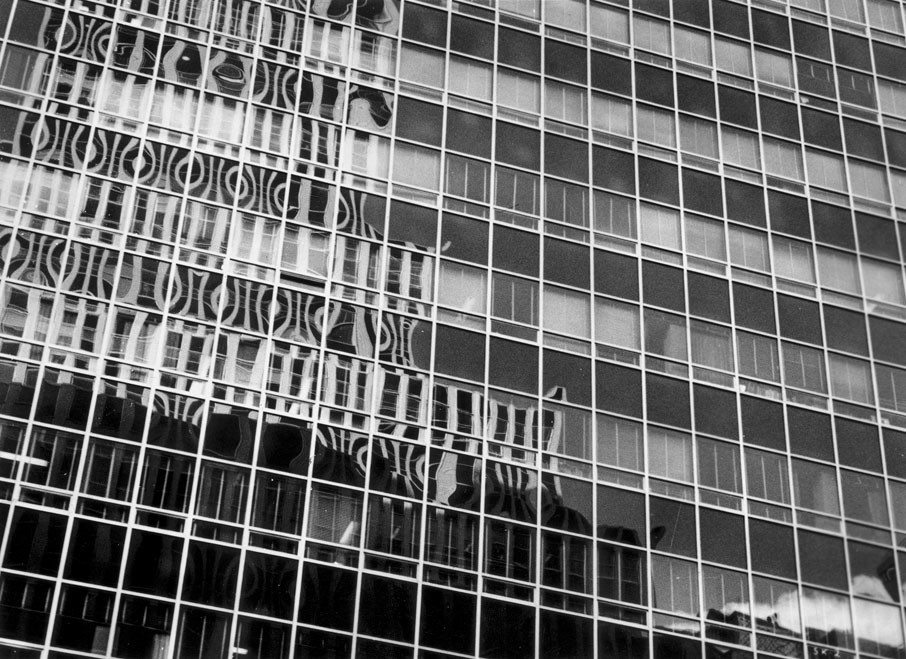 Shirley Clarke, Willard Van Dyke. Skyscraper. 1959