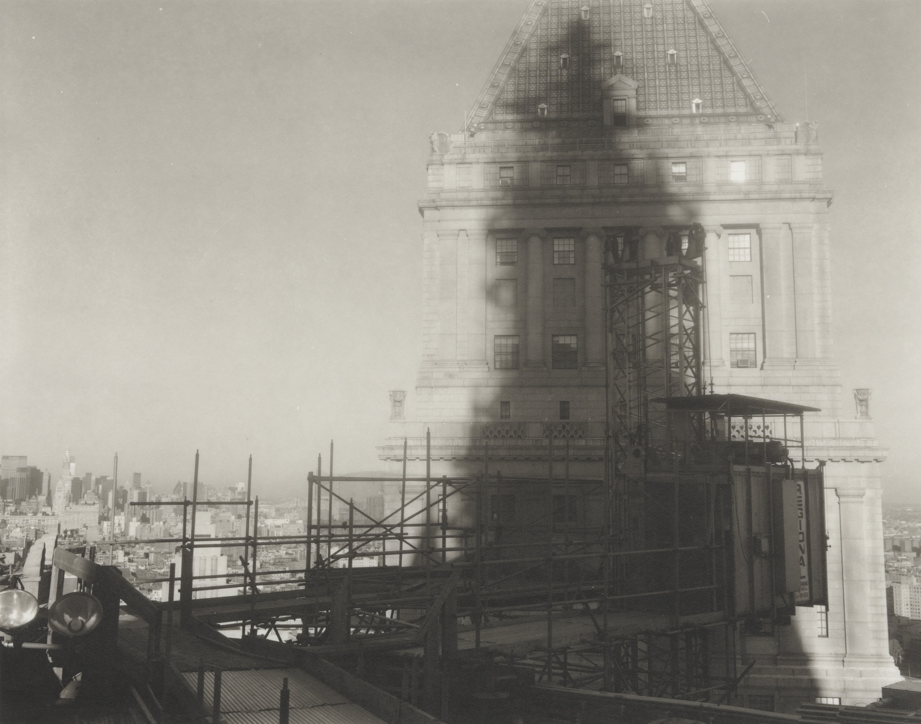 Madoka Takagi. North View from Municipal Building, Manhattan. 1991