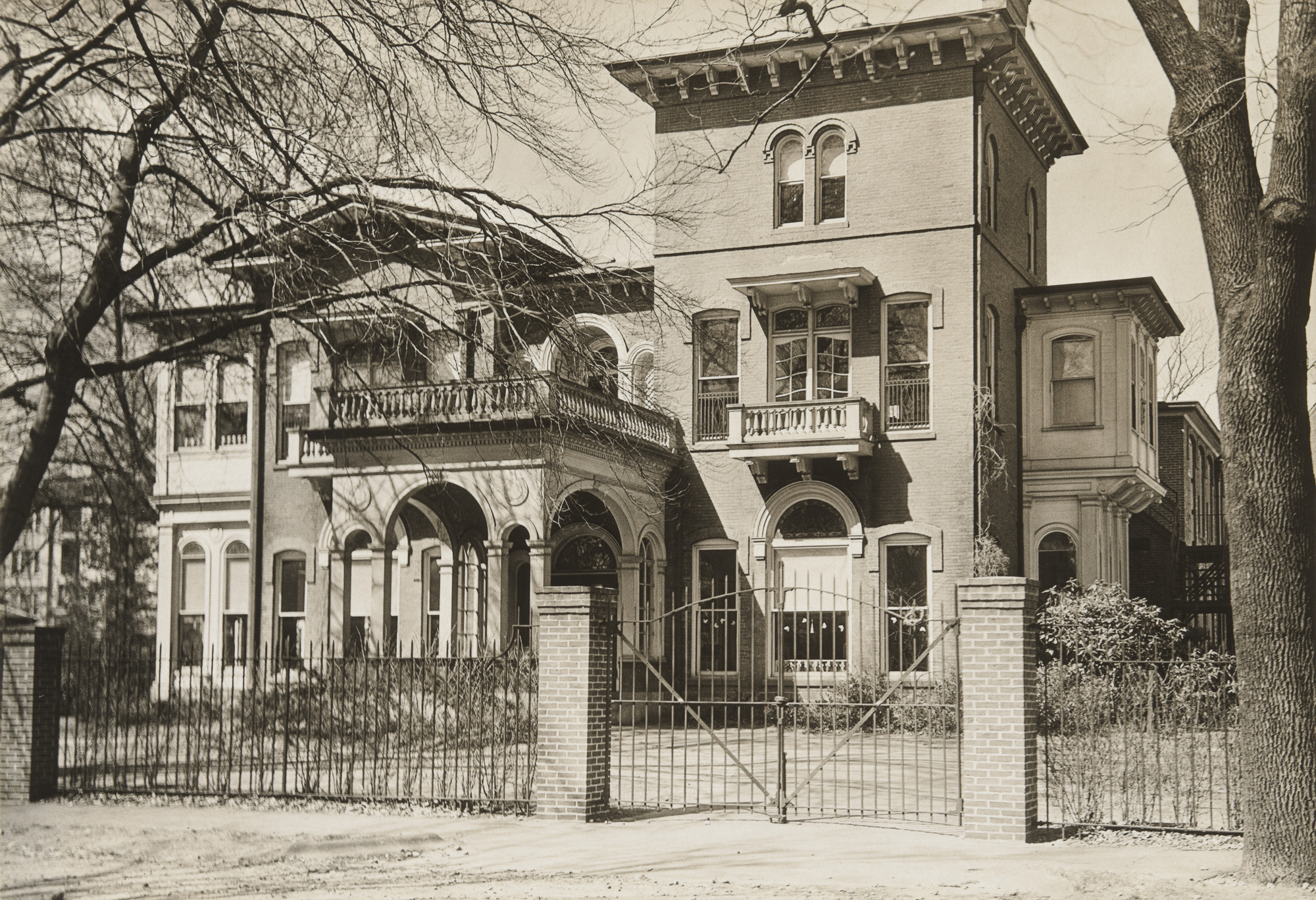 Walker Evans. House, Brookline, Massachusetts
