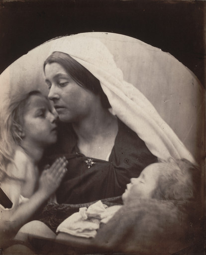 Julia Margaret Cameron. Madonna with Children. 1864