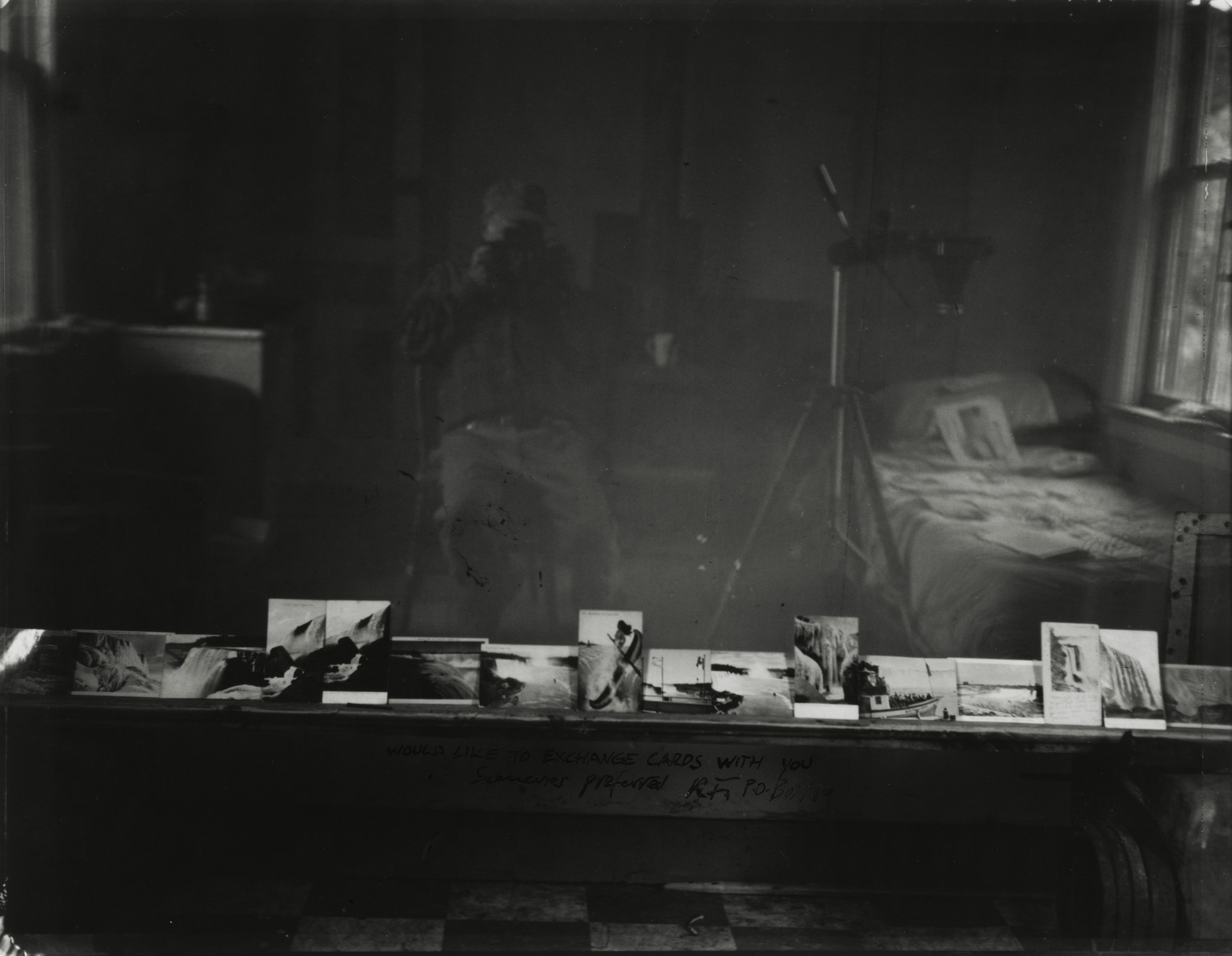Robert Frank. Would Like to Exchange Cards with You, Souvenirs