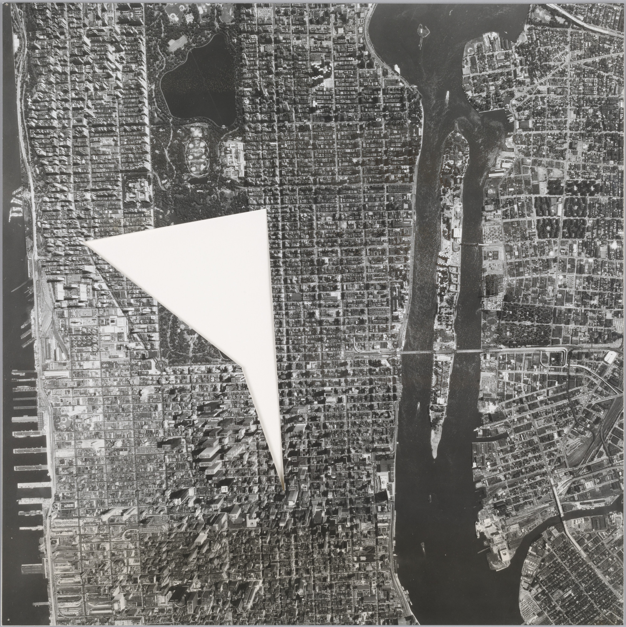 Sol LeWitt. A Photograph of Mid-Manhattan with the Area between