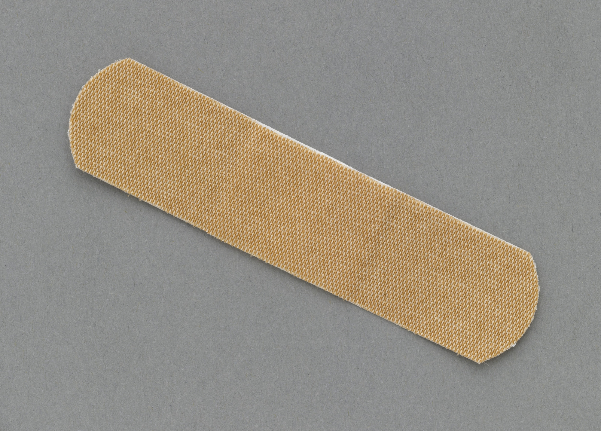 Earle Dickson. Band-Aid. 1921