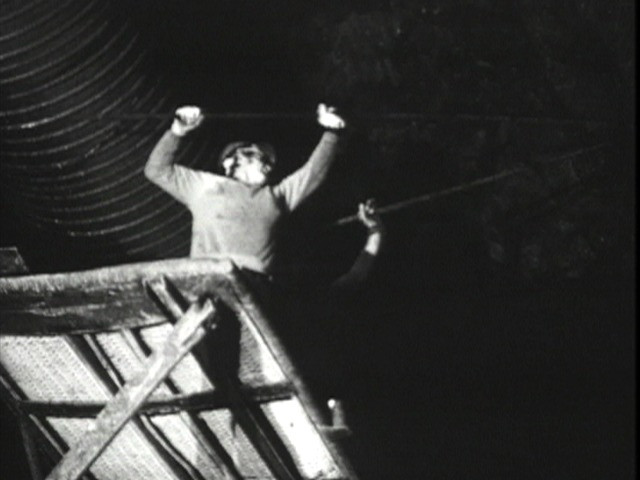 Gordon Matta-Clark. Substrait (Underground Dailies). 1976