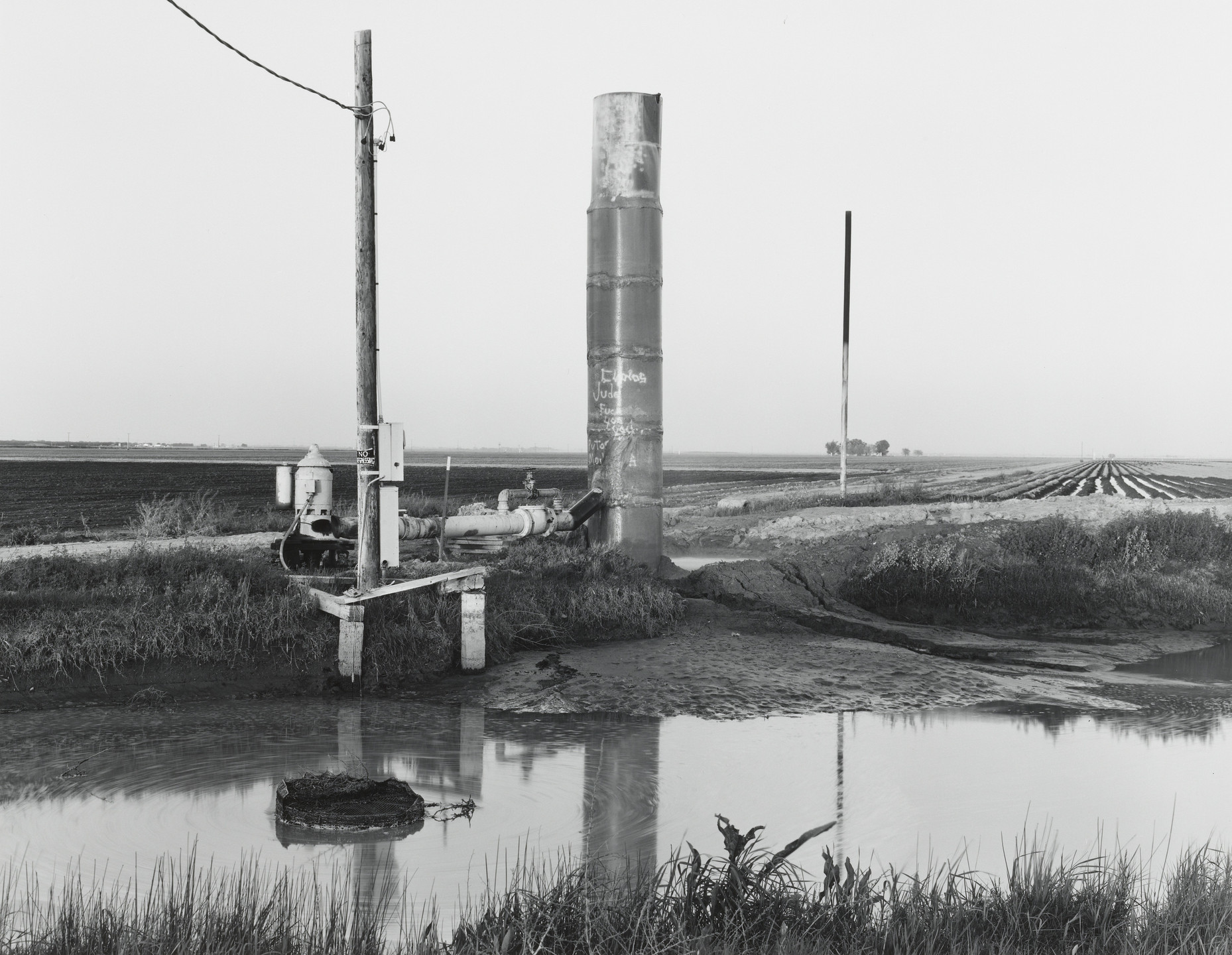 Robert Dawson. Ground Water Pump Near Allensworth, California. 1984