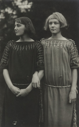 Anne and Elizabeth Breed