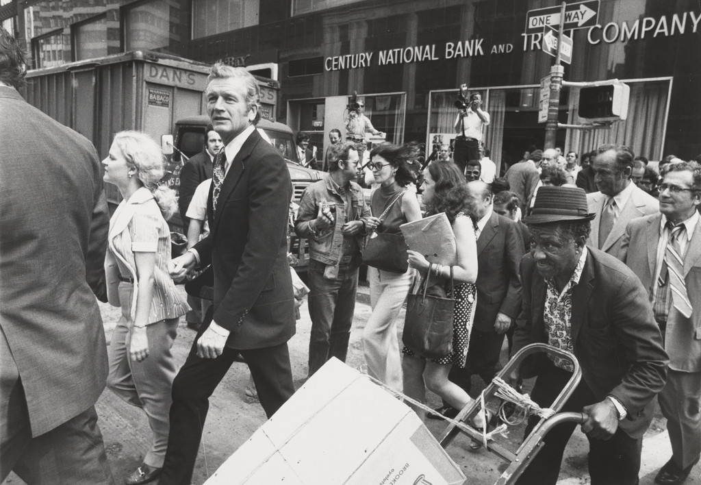 "Lindsay Tours Garment District"
