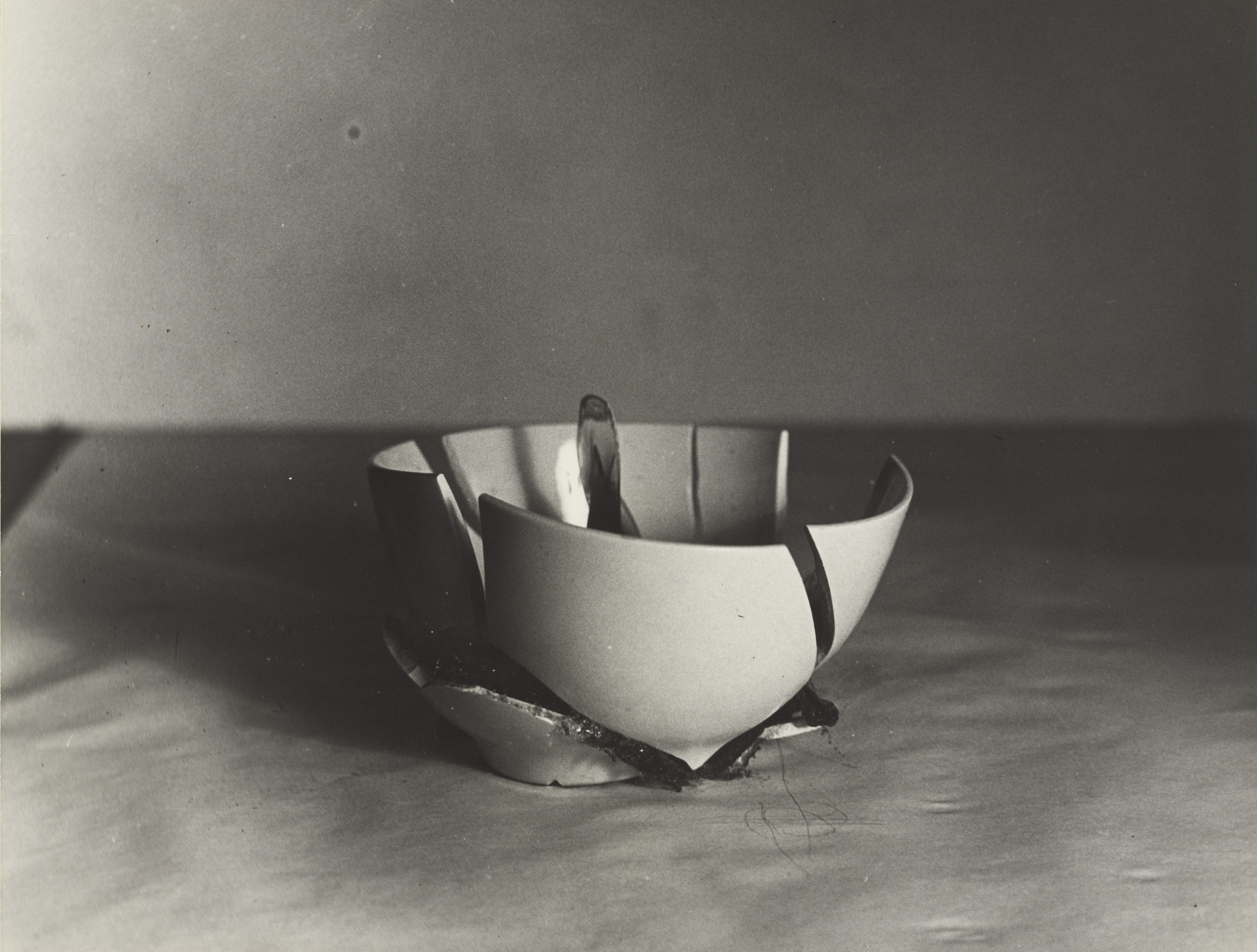 Harold Eugene Edgerton. This is Coffee. 1933