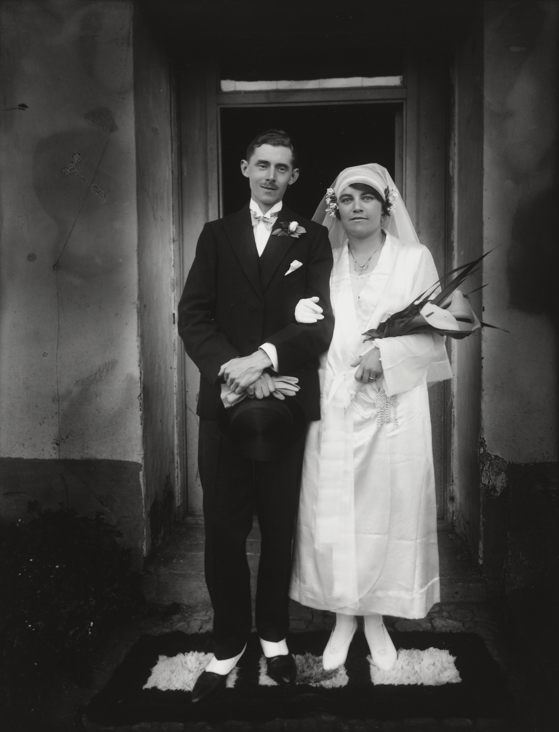 Martín Chambi. English Wedding Couple, Cuzco. 1927