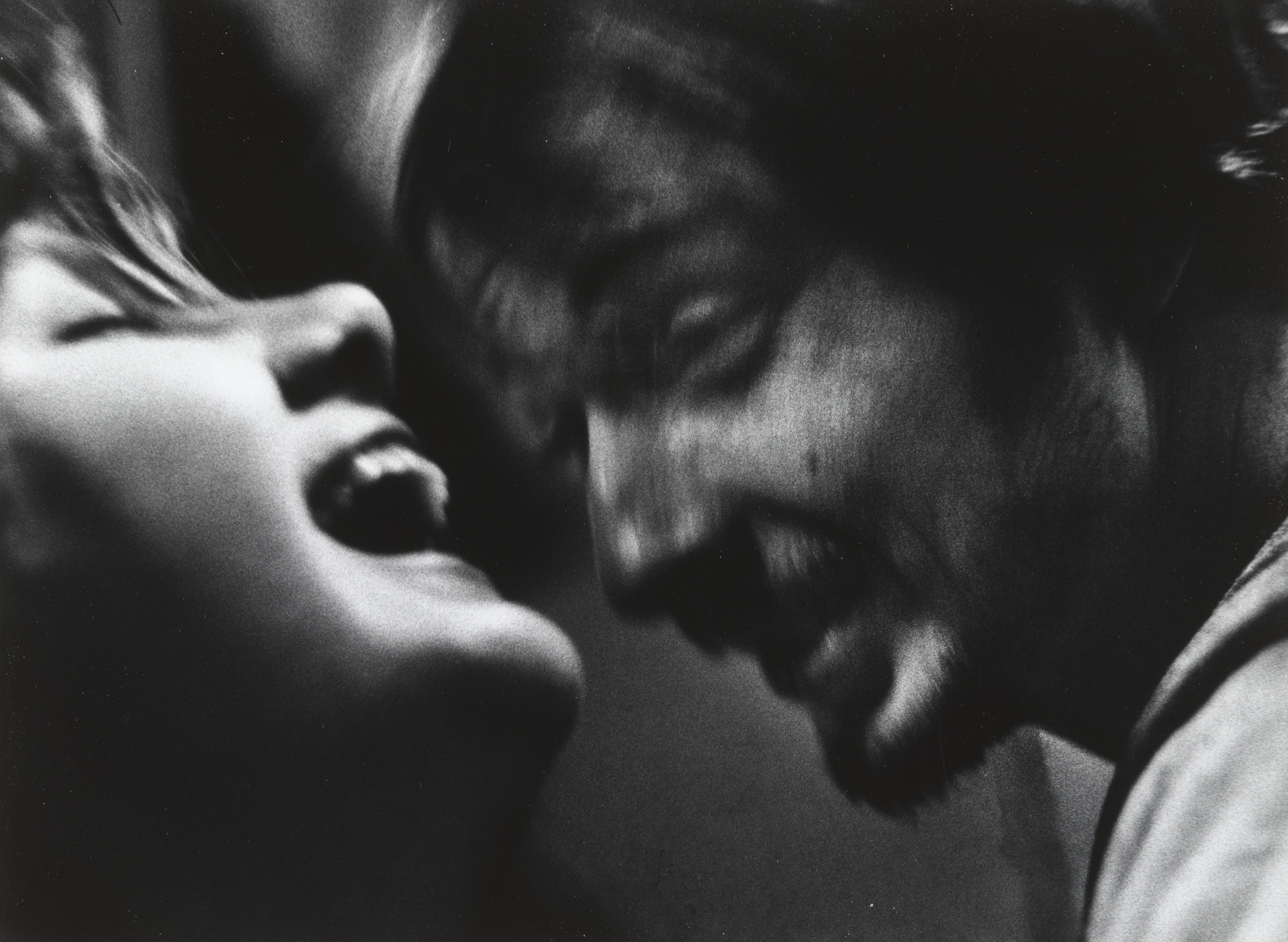 Dave Heath. Arnie and Sheila in 7 Arts Coffee Gallery, New York. 1959