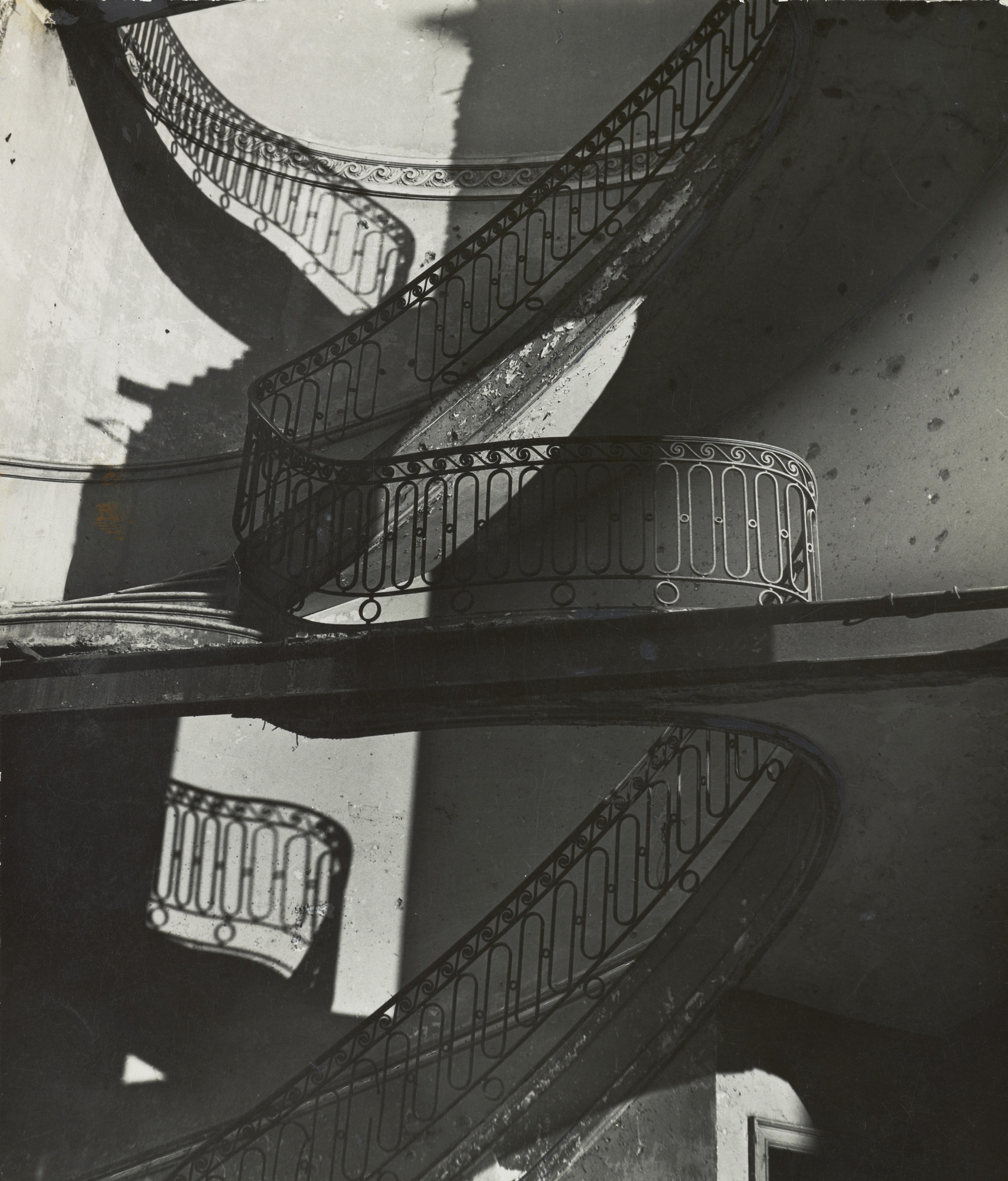 Bill Brandt. Bombed Regency Staircase, Upper Brook Street, Mayfair