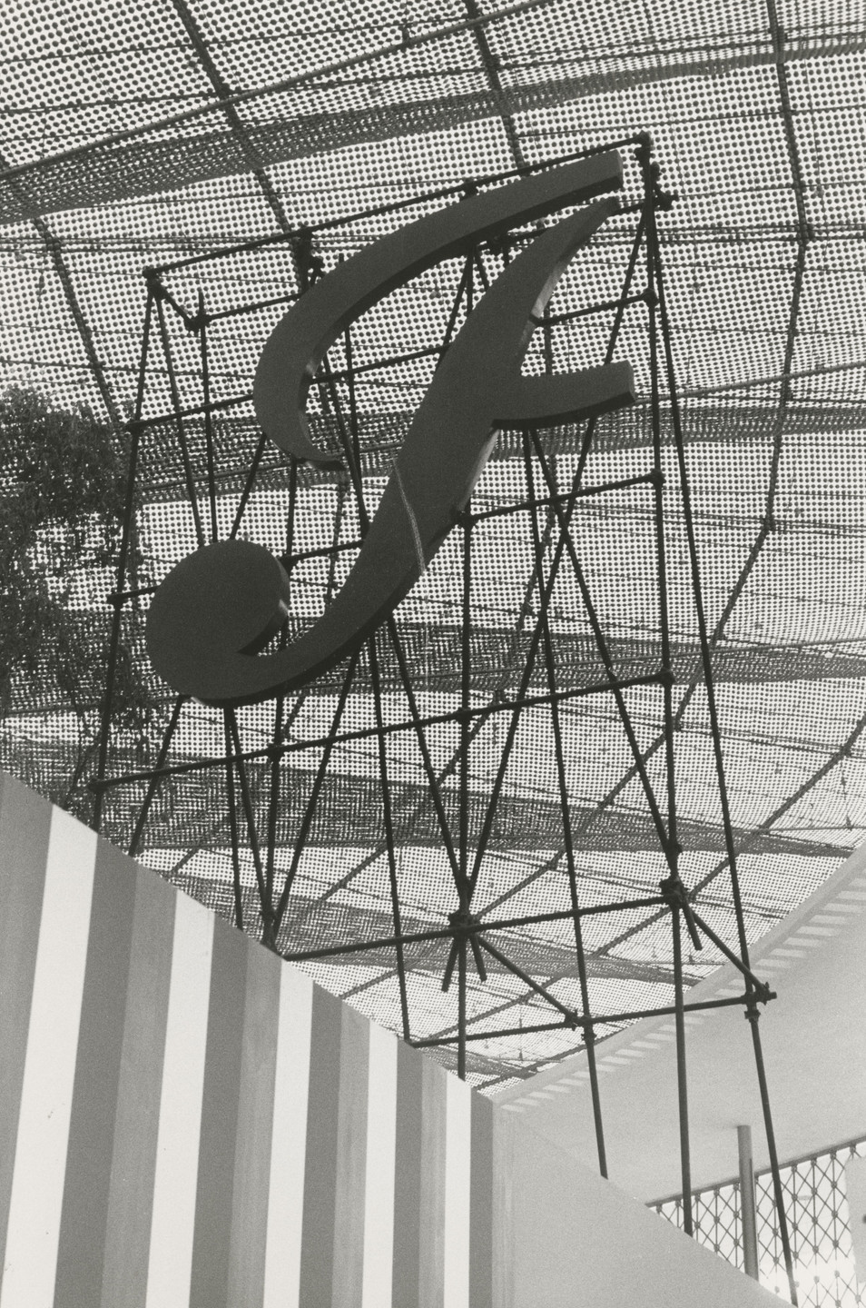 Robert Brownjohn, Ivan Chermayeff, Thomas Geismar. Brussels World Fair (View of the fair). 1958