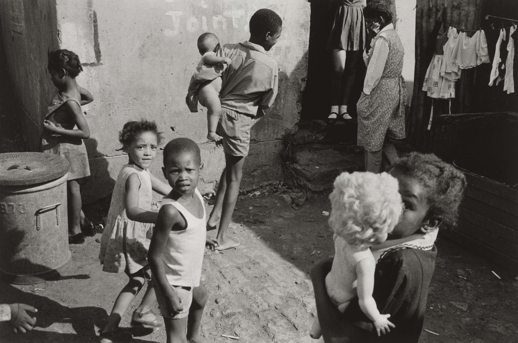Jeanne Moutoussamy-Ashe. Soweto Yard, South Africa. 1977