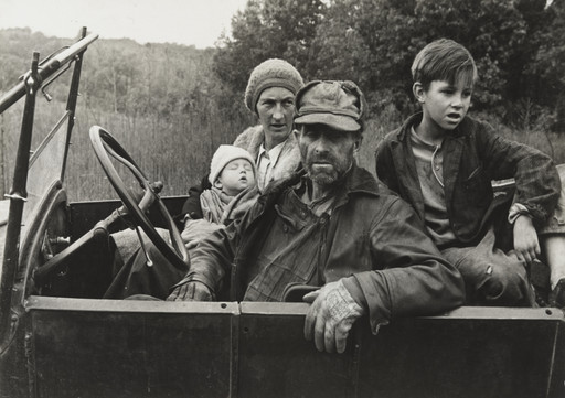 Ben Shahn. Ozark Family, Arkansas. 1935